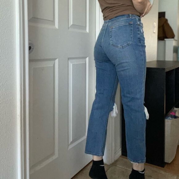 Abercrombie & Fitch Ankle Straight Ultra High Rise Jeans Sz 28 Short Distressed - Picture 3 of 9